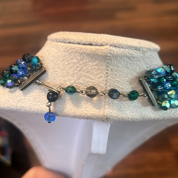 Vintage Crystal Necklace - Picture 4 of 5